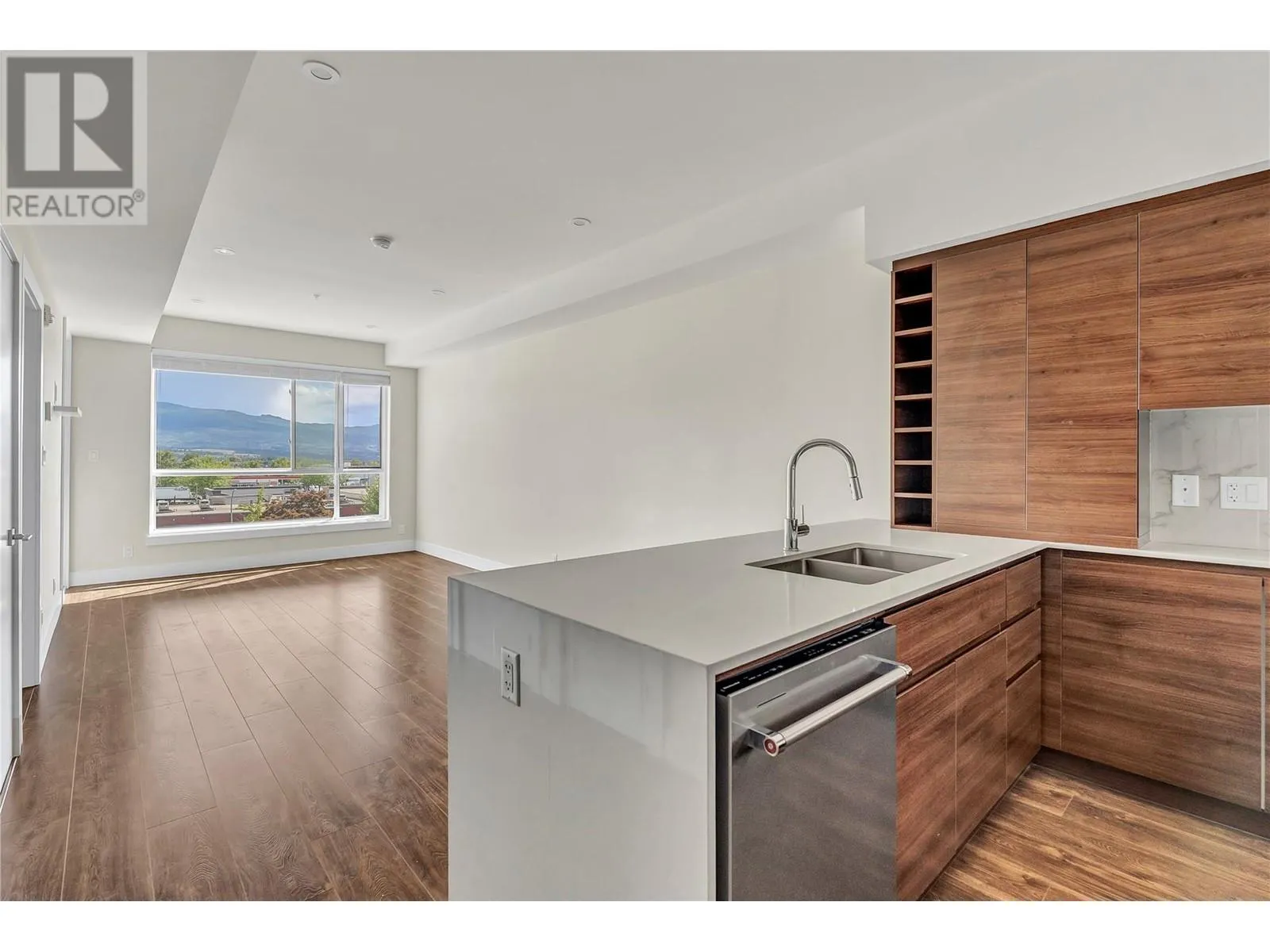 1925 Enterprise Way Unit# 412