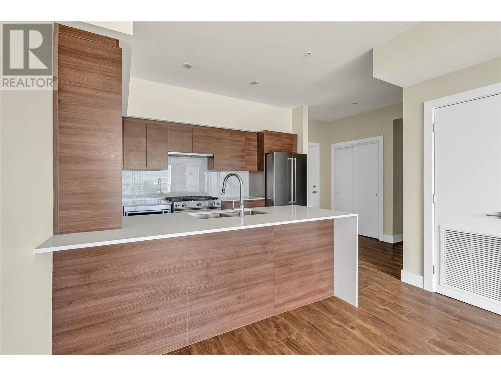 1925 Enterprise Way Unit# 412