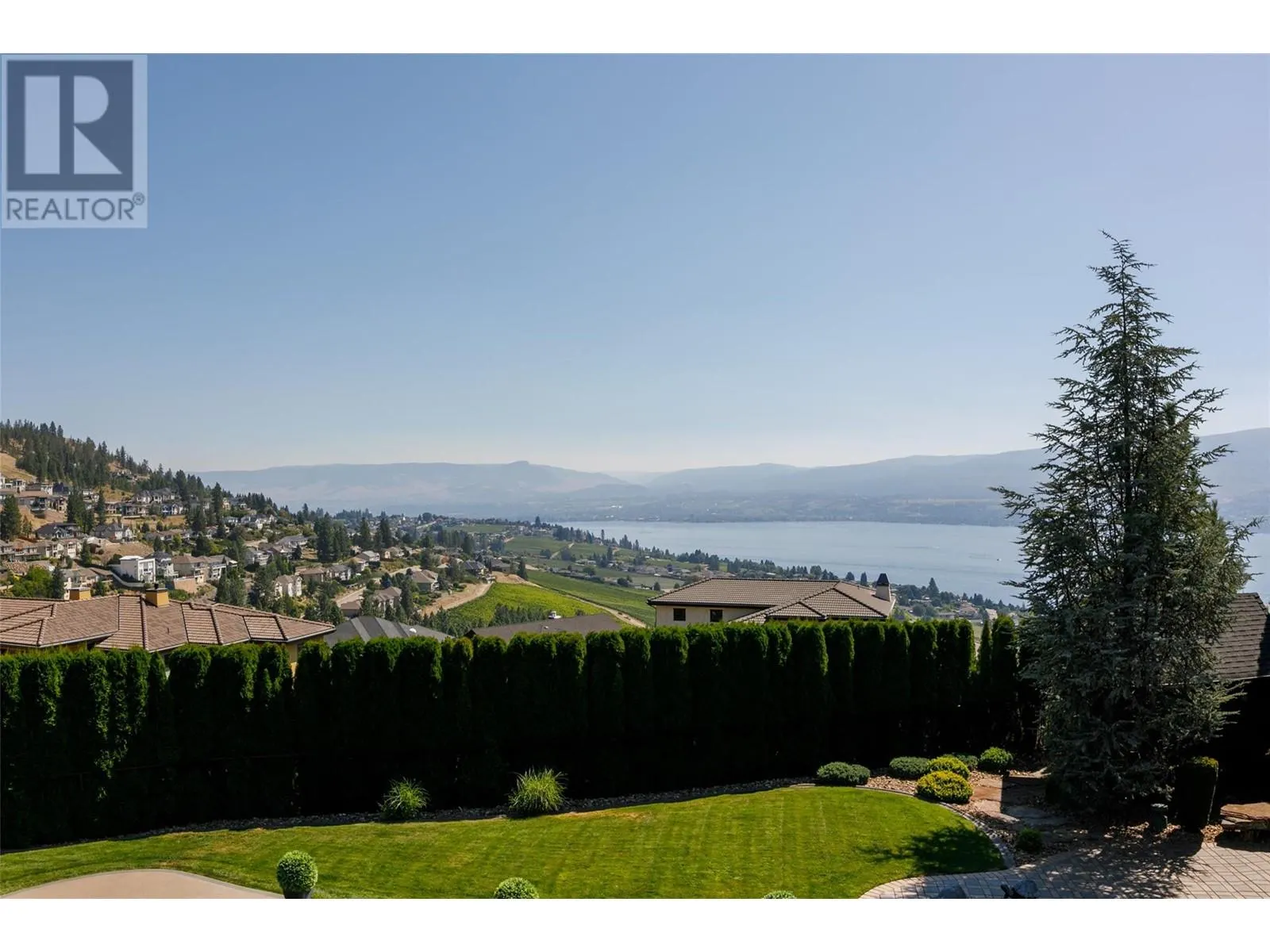 1528 Vineyard Drive