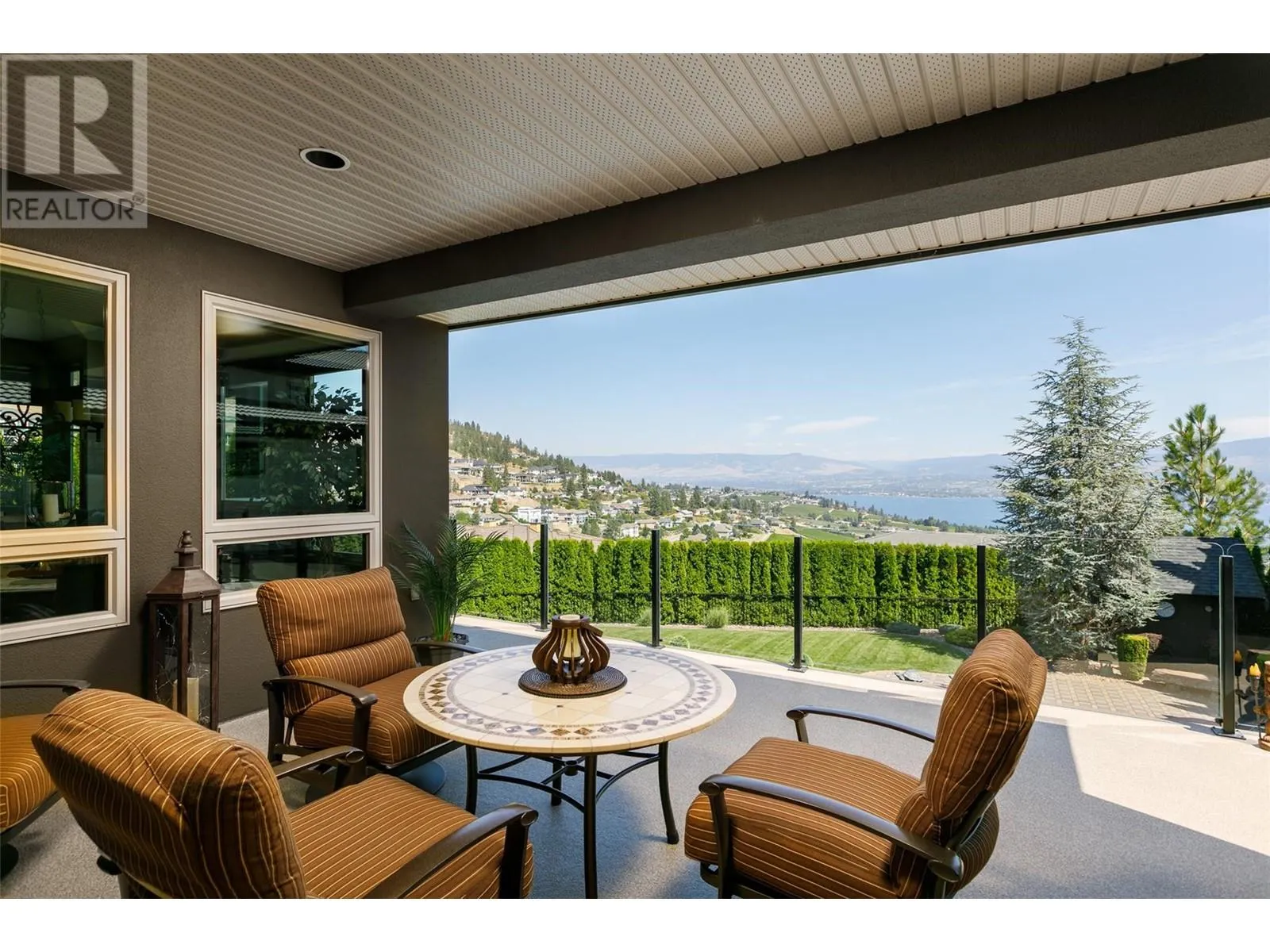 1528 Vineyard Drive