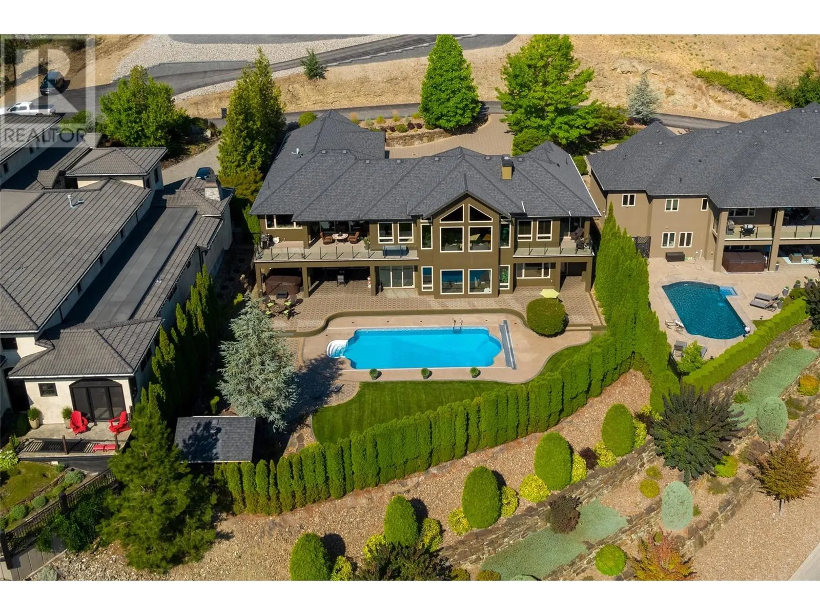 1528 Vineyard Drive