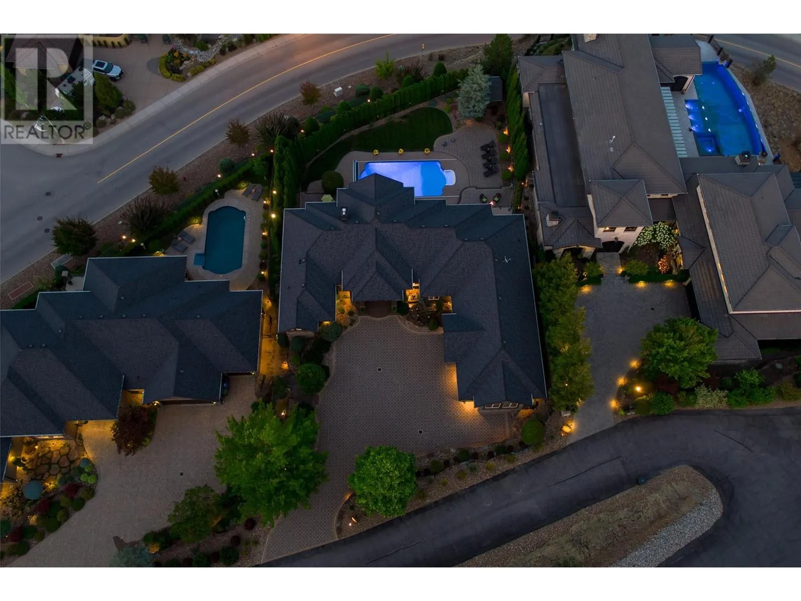1528 Vineyard Drive