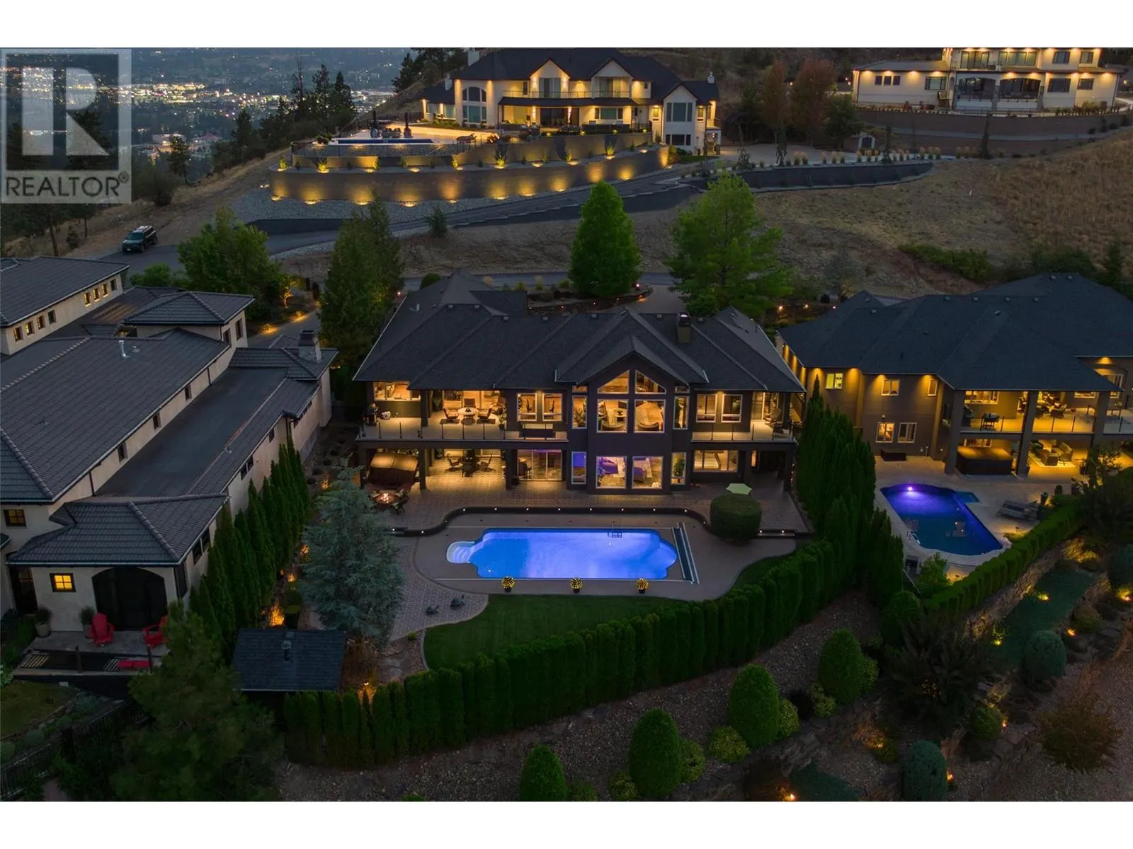 1528 Vineyard Drive