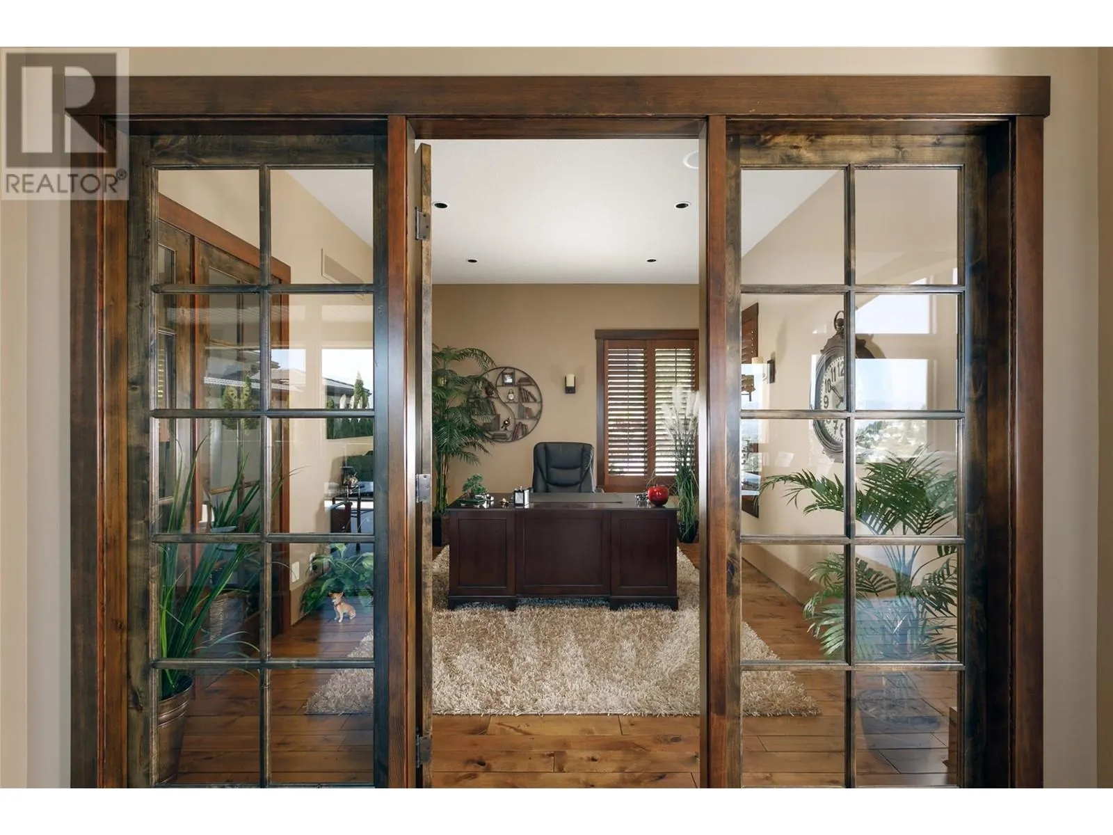 1528 Vineyard Drive