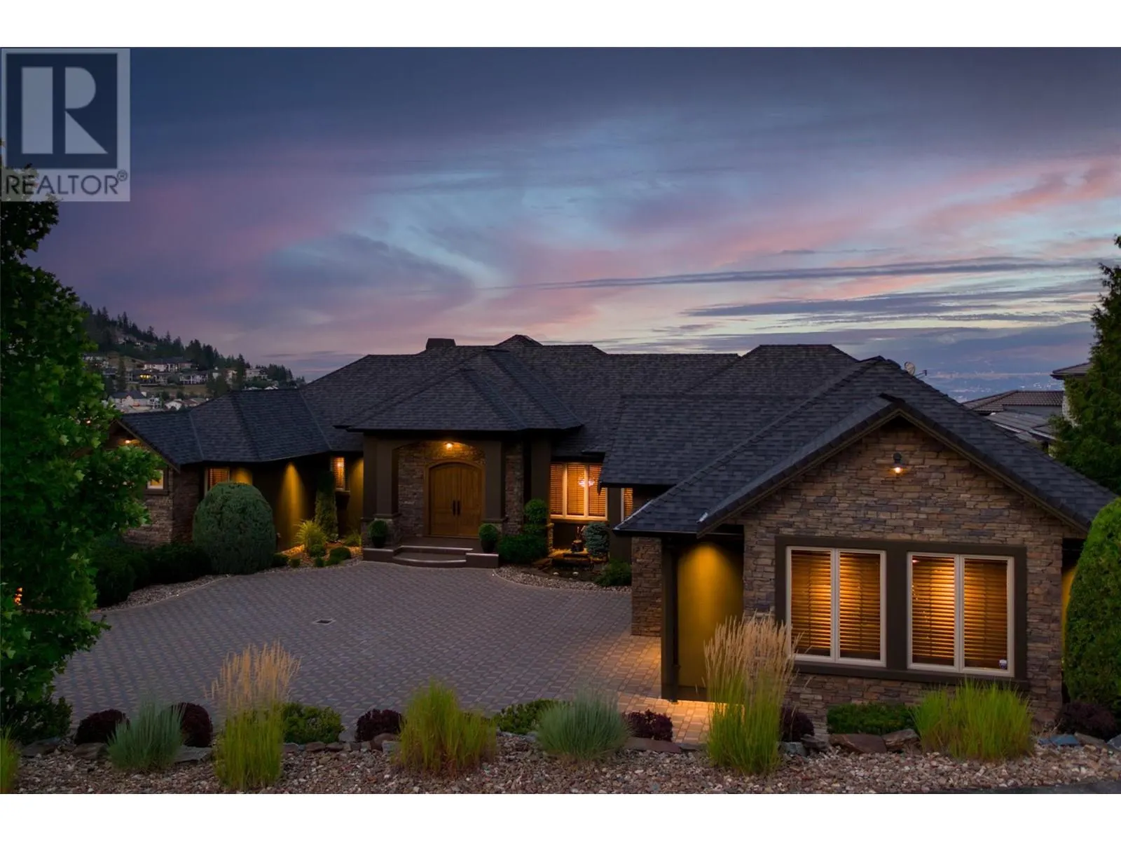 1528 Vineyard Drive