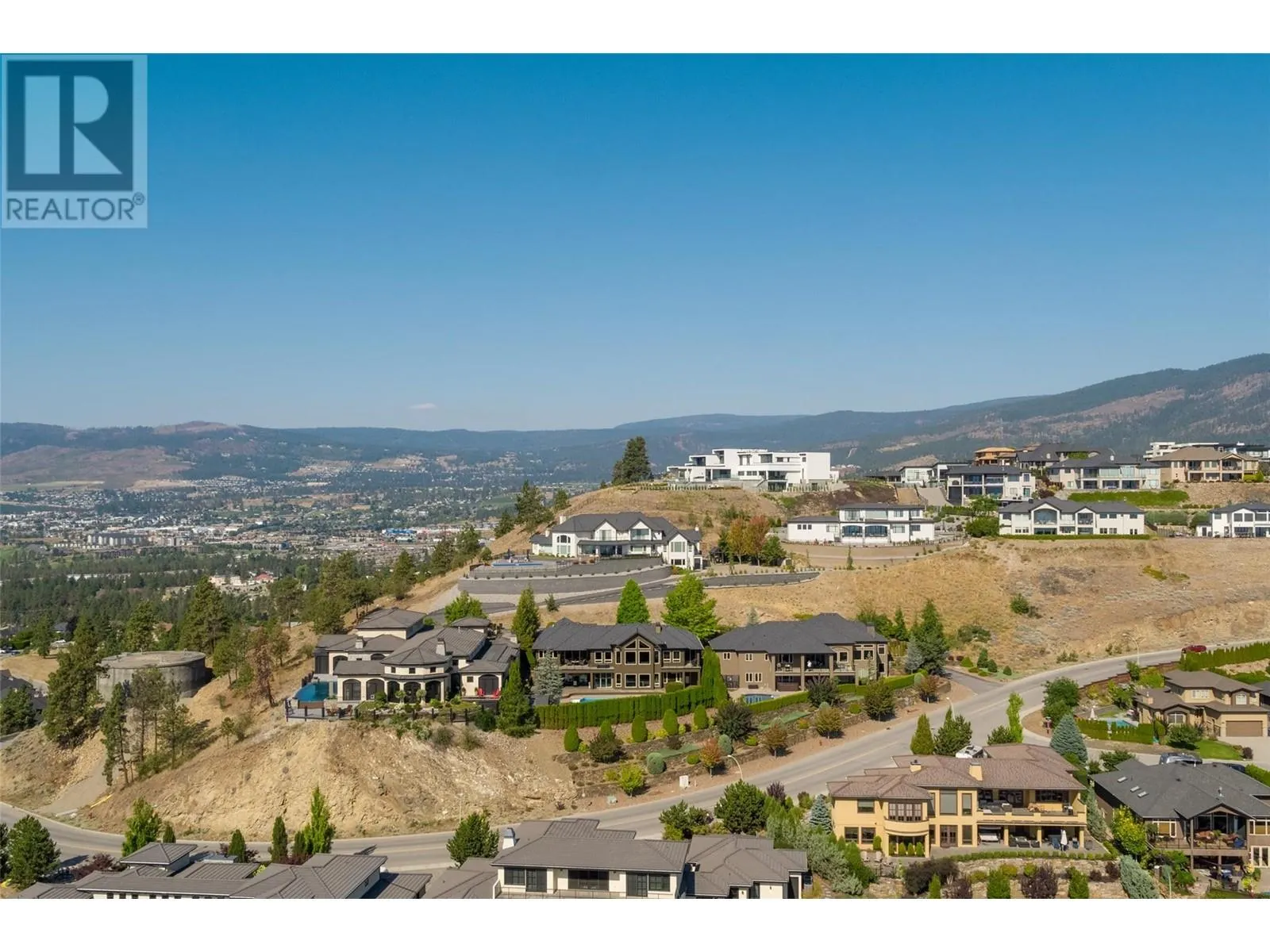 1528 Vineyard Drive