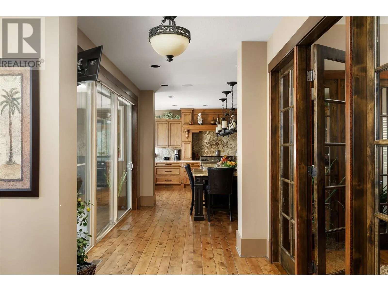 1528 Vineyard Drive