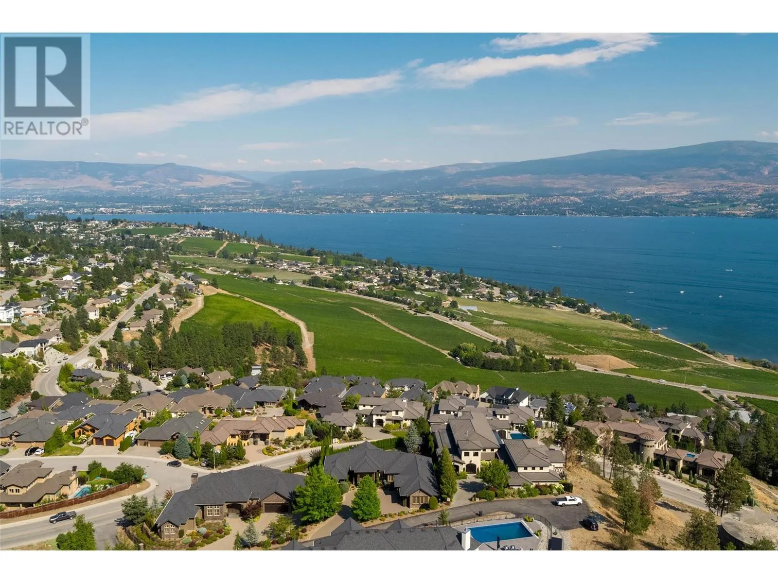 1528 Vineyard Drive