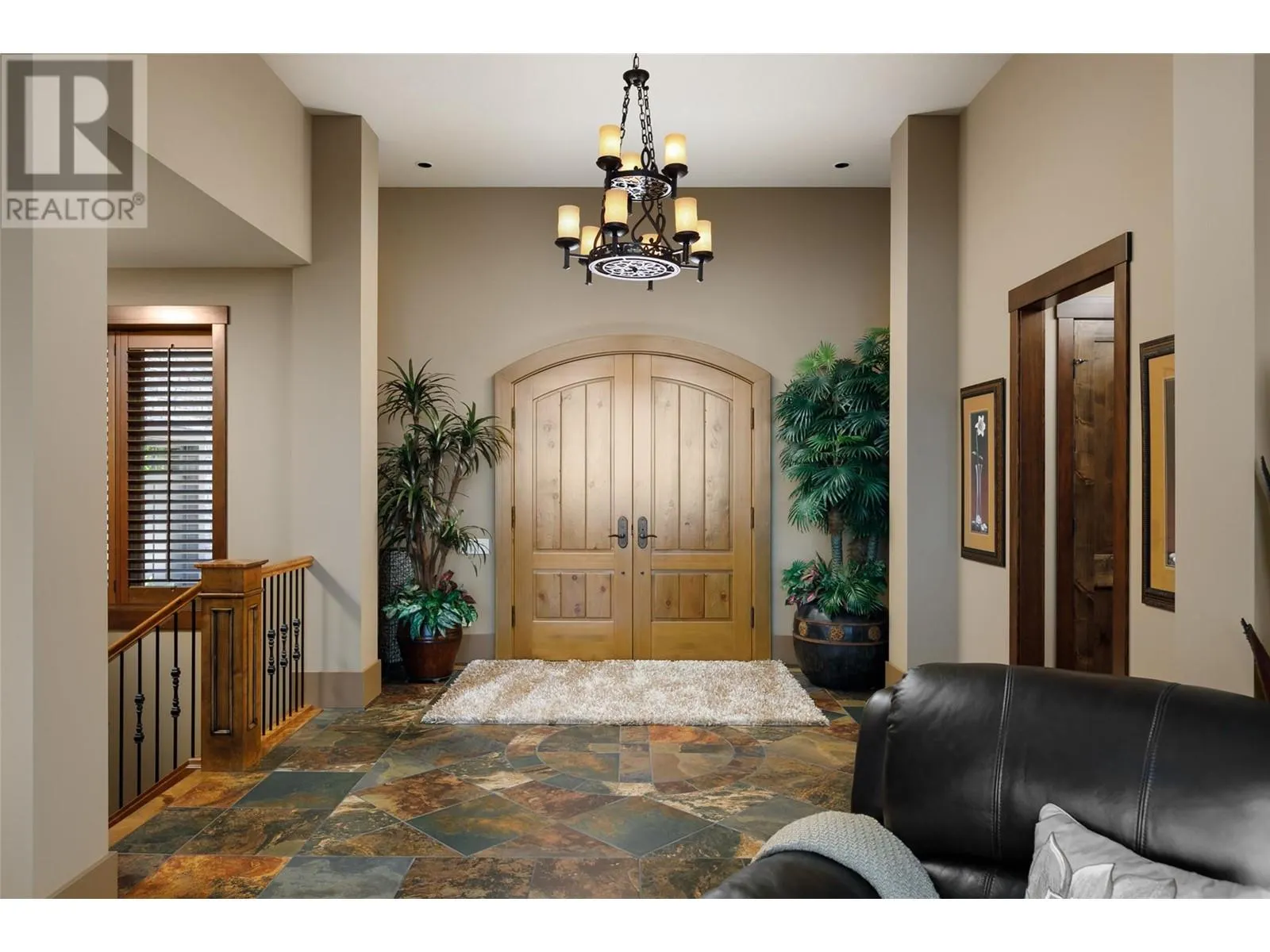 1528 Vineyard Drive