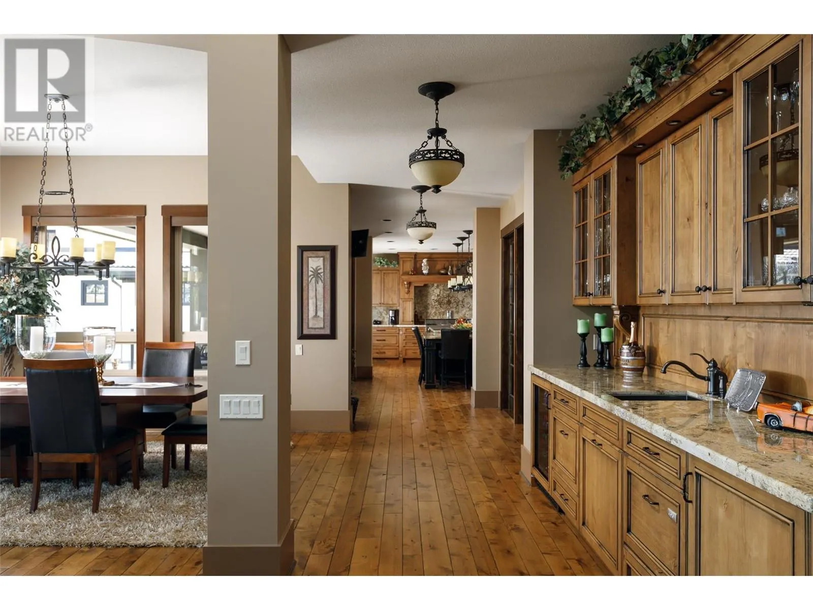 1528 Vineyard Drive