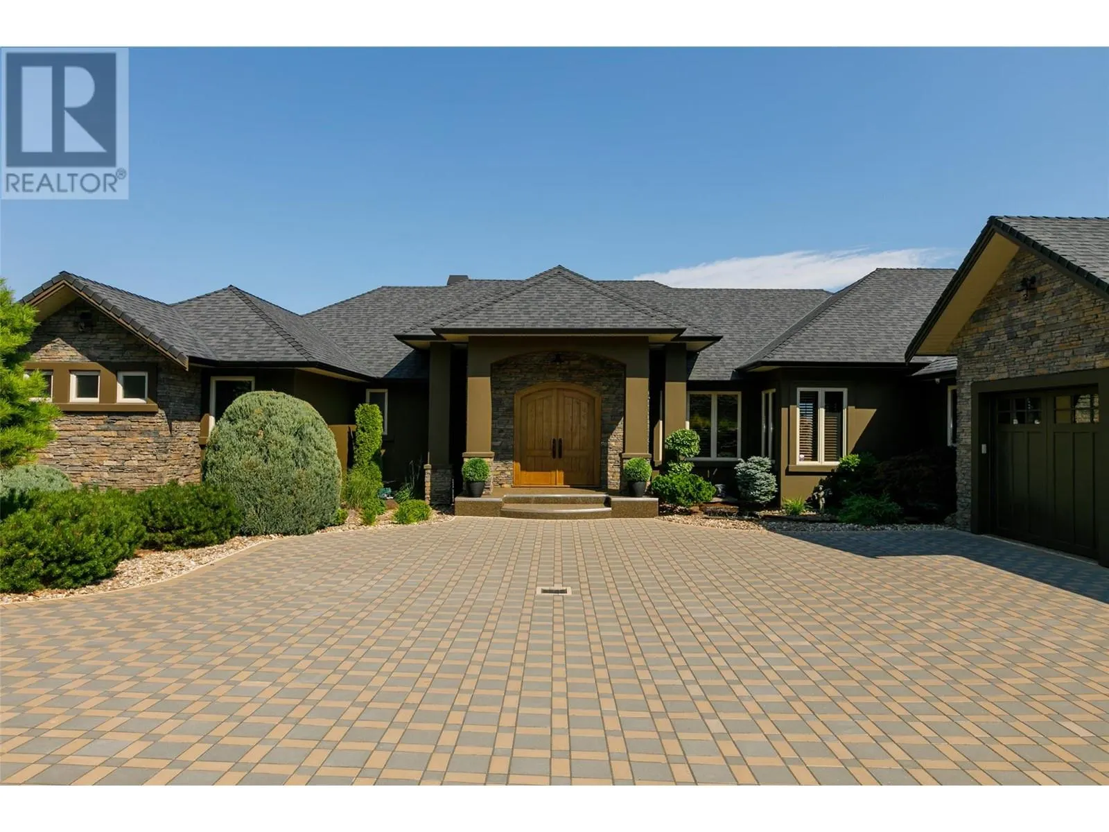1528 Vineyard Drive