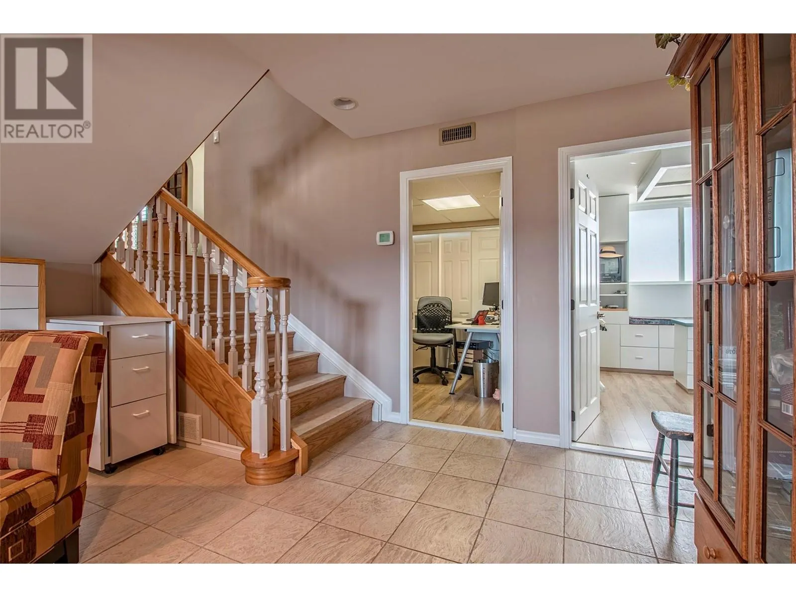 186 Stepping Stones Crescent