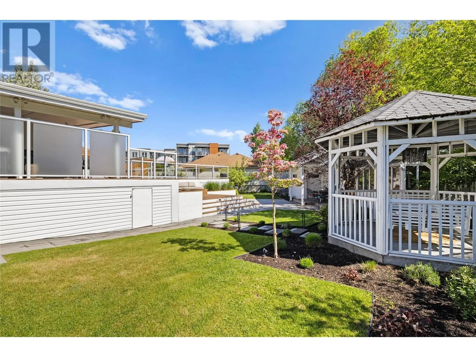 624 Armour Crescent