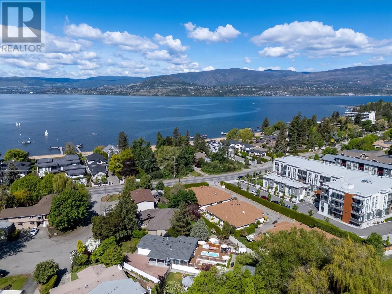 624 Armour Crescent