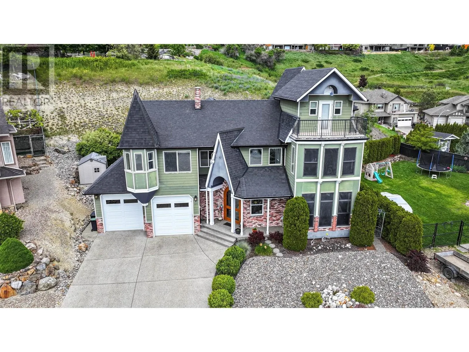 1011 Foothills Court