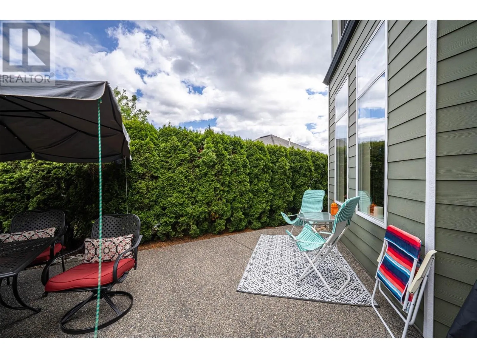 1011 Foothills Court