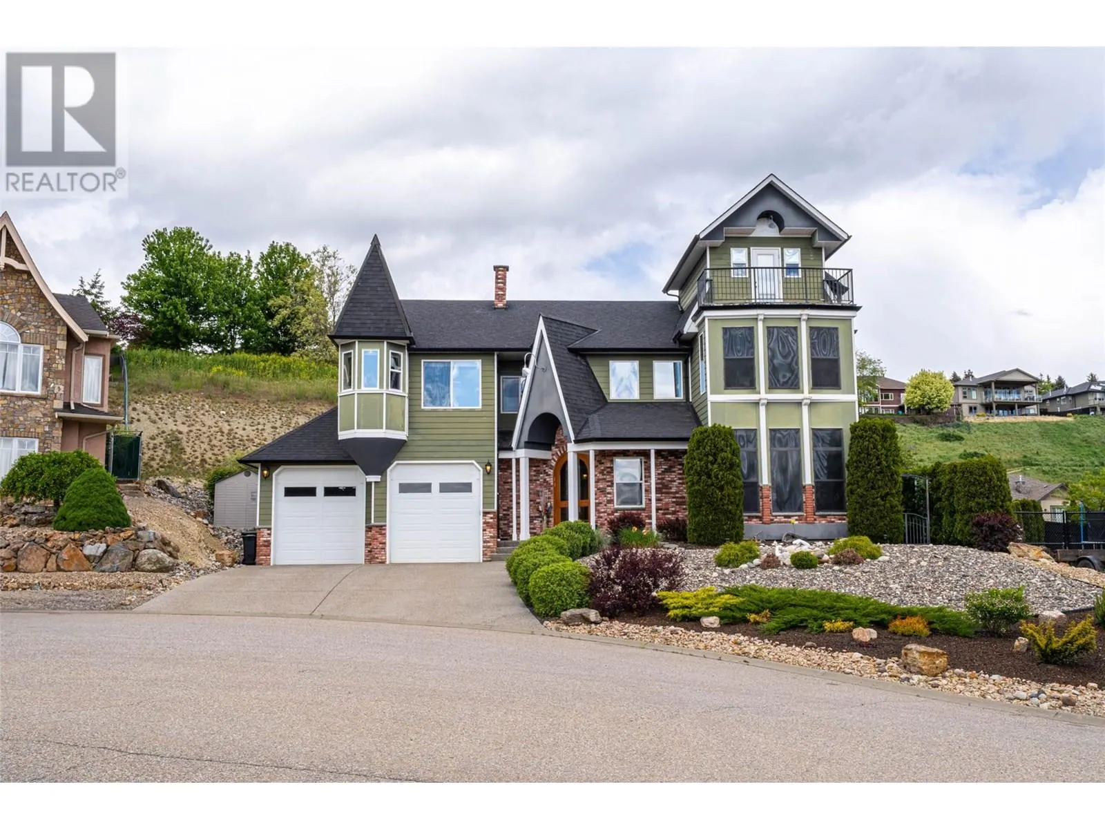 1011 Foothills Court
