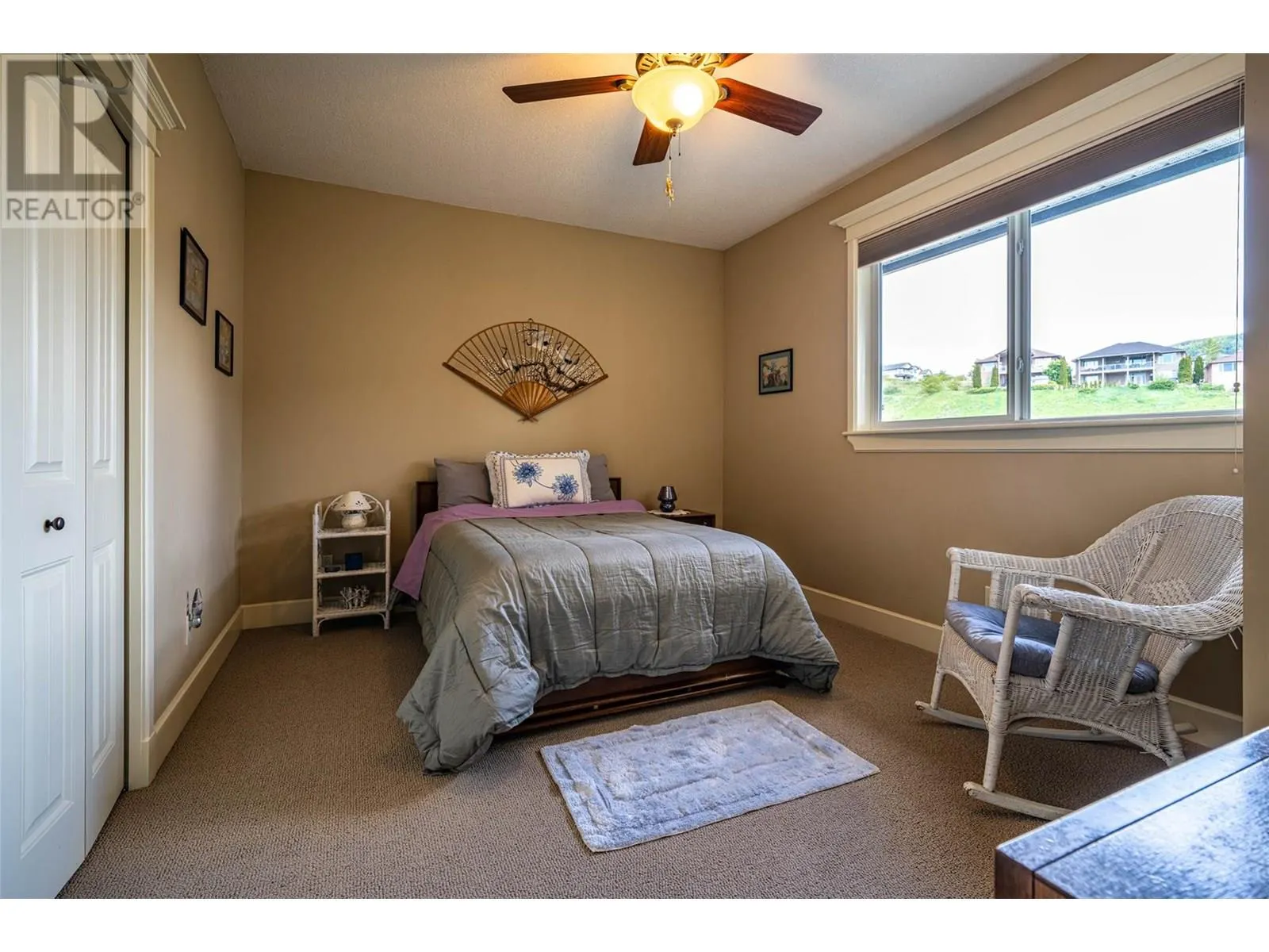 1011 Foothills Court