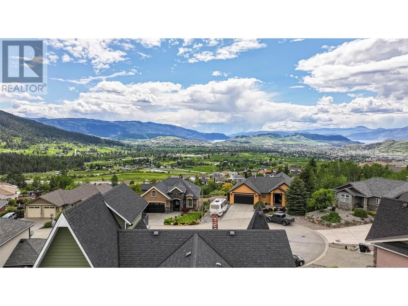 1011 Foothills Court