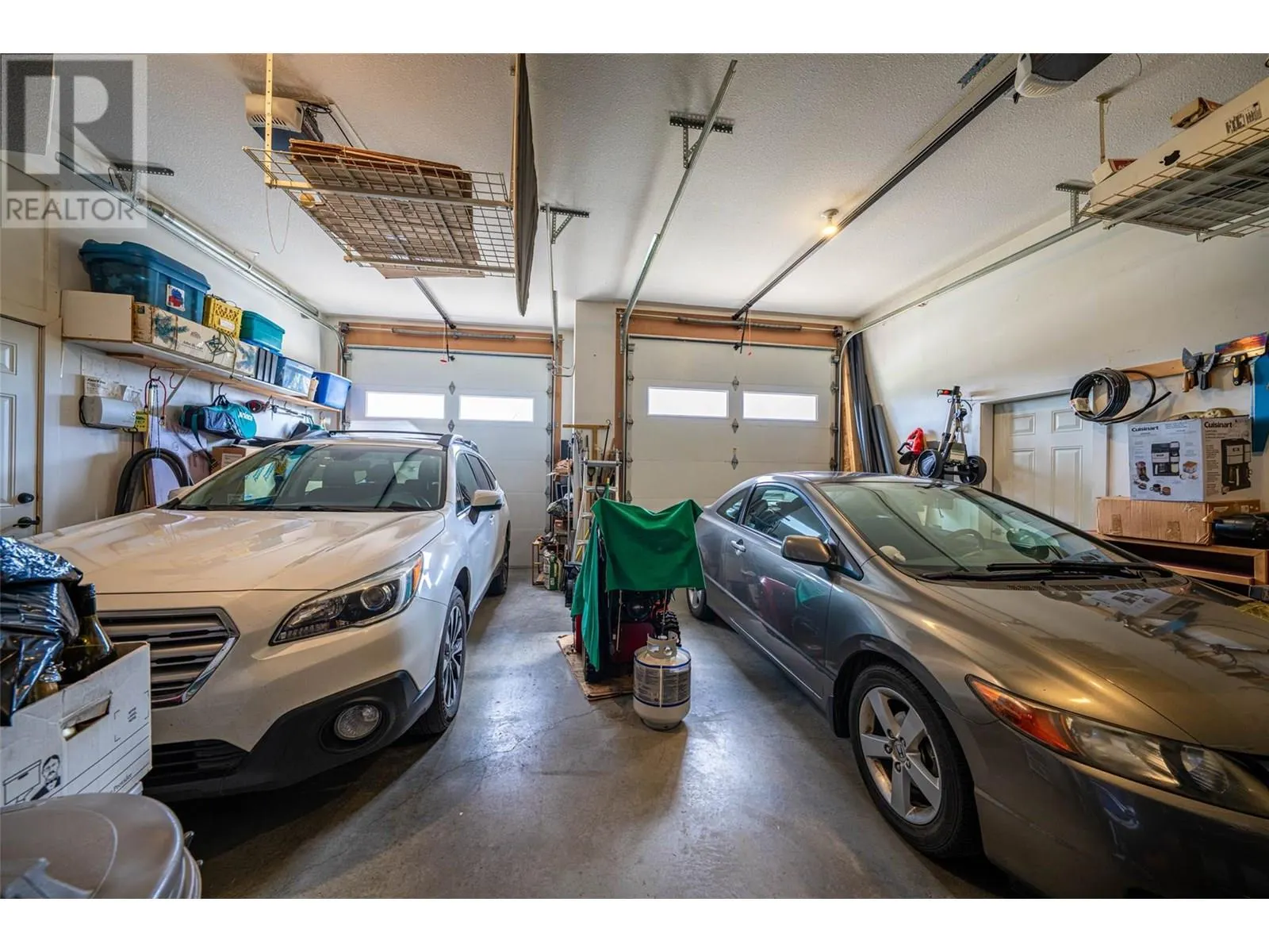 1011 Foothills Court
