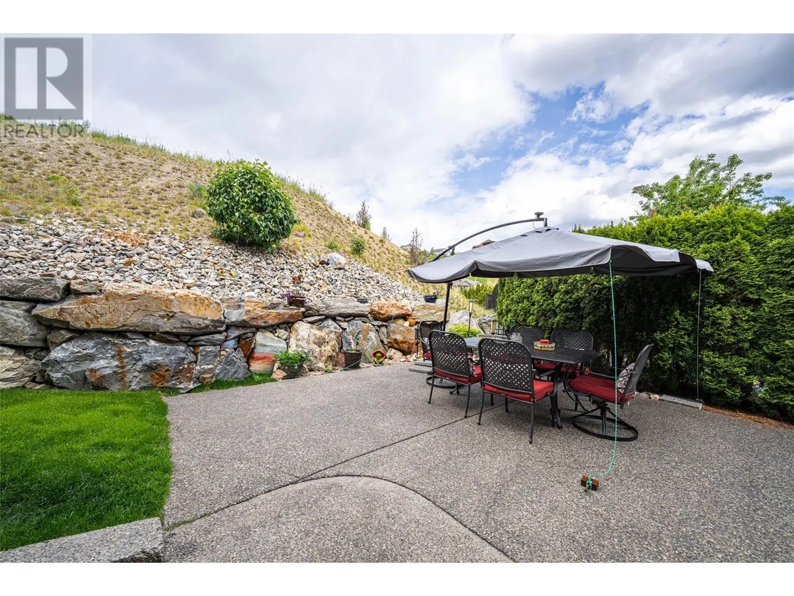 1011 Foothills Court