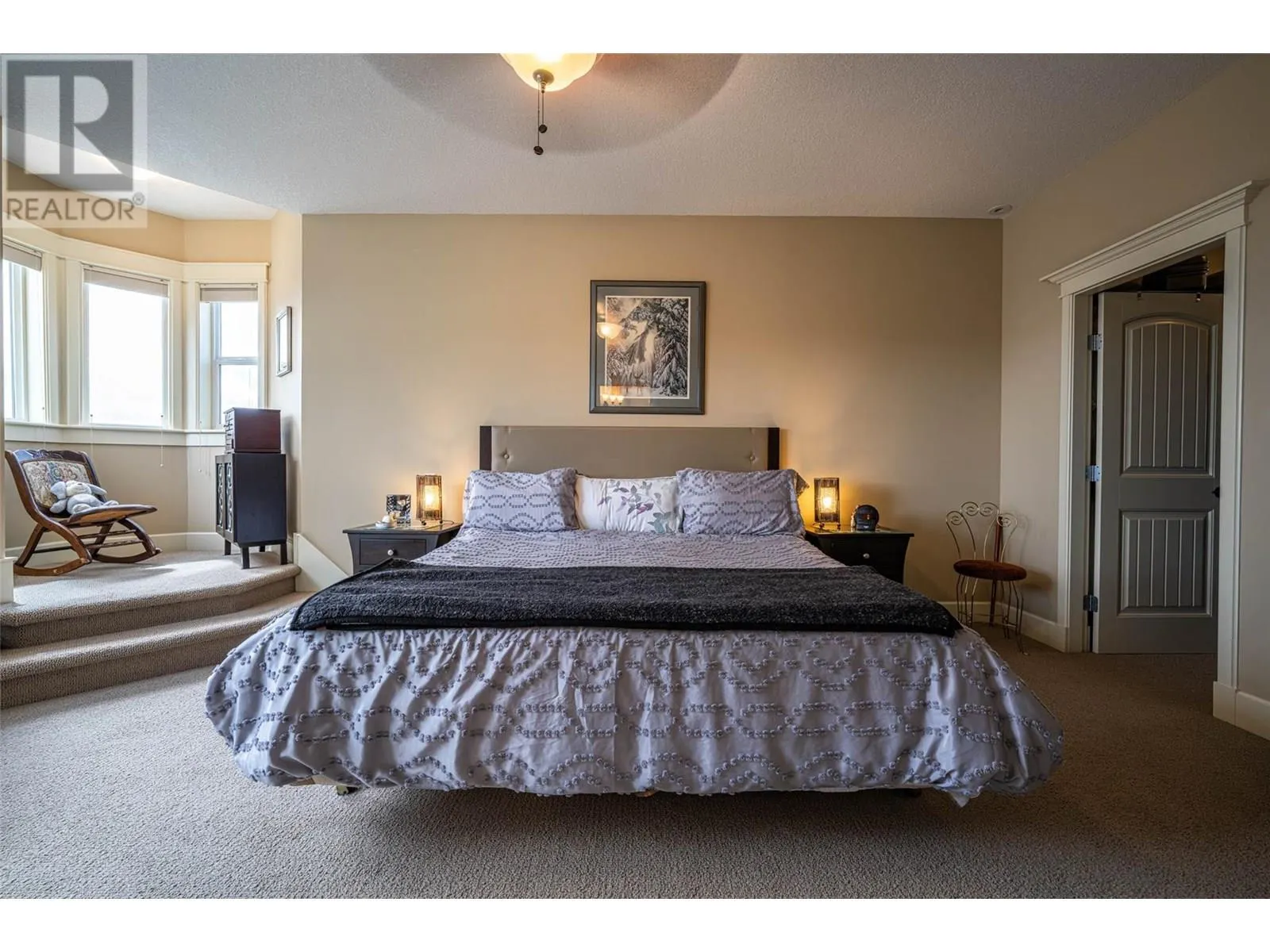 1011 Foothills Court
