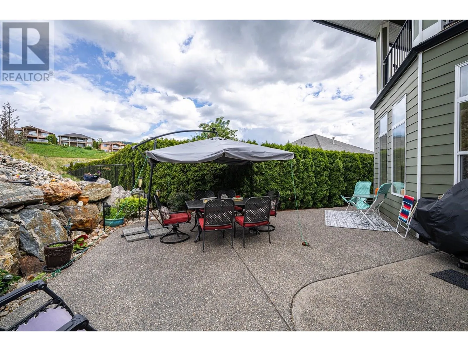 1011 Foothills Court