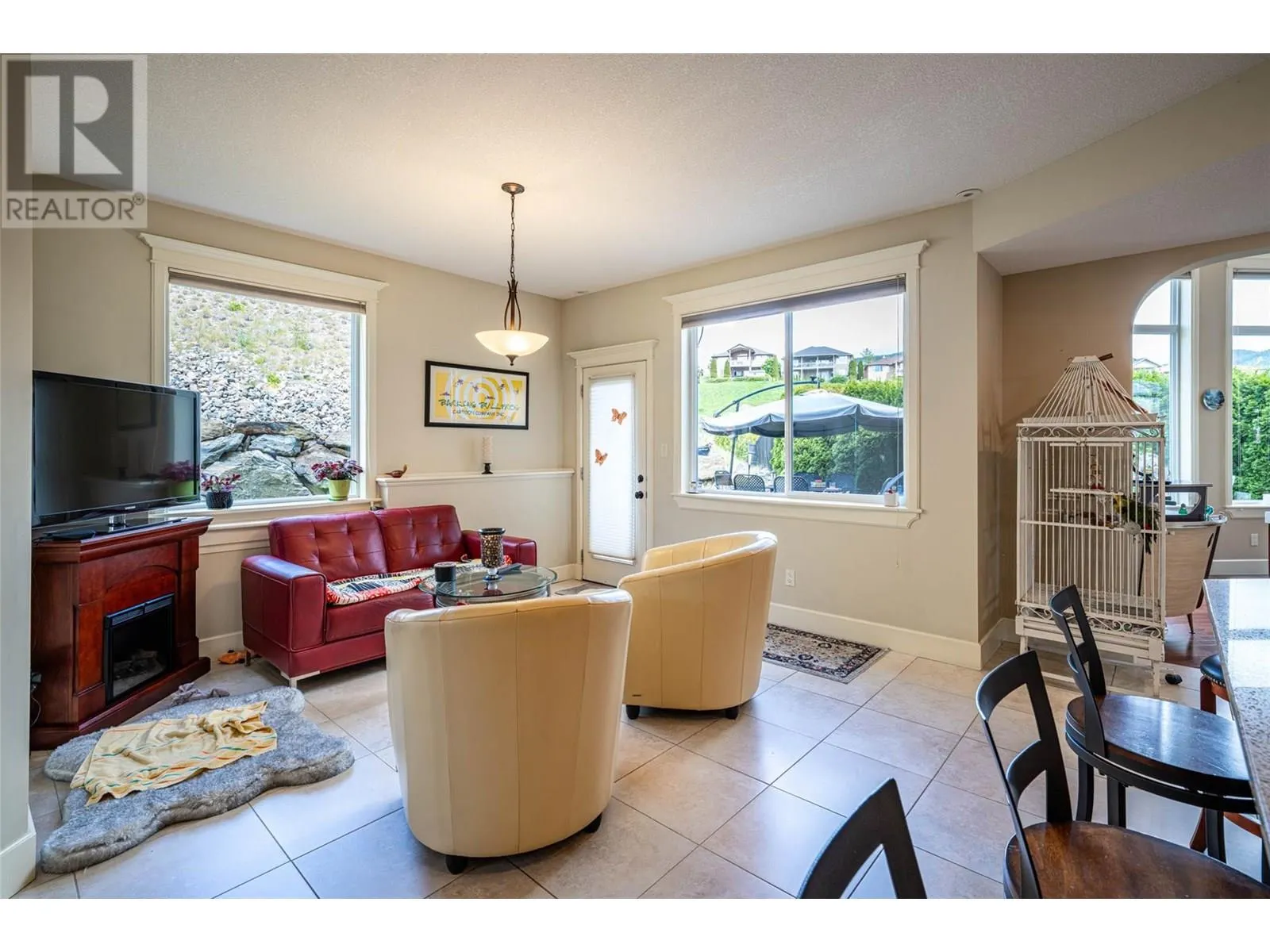 1011 Foothills Court