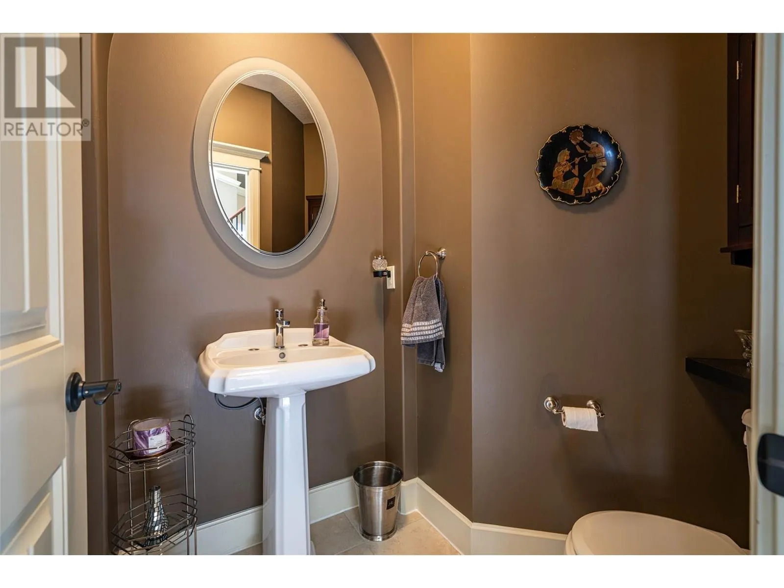 1011 Foothills Court