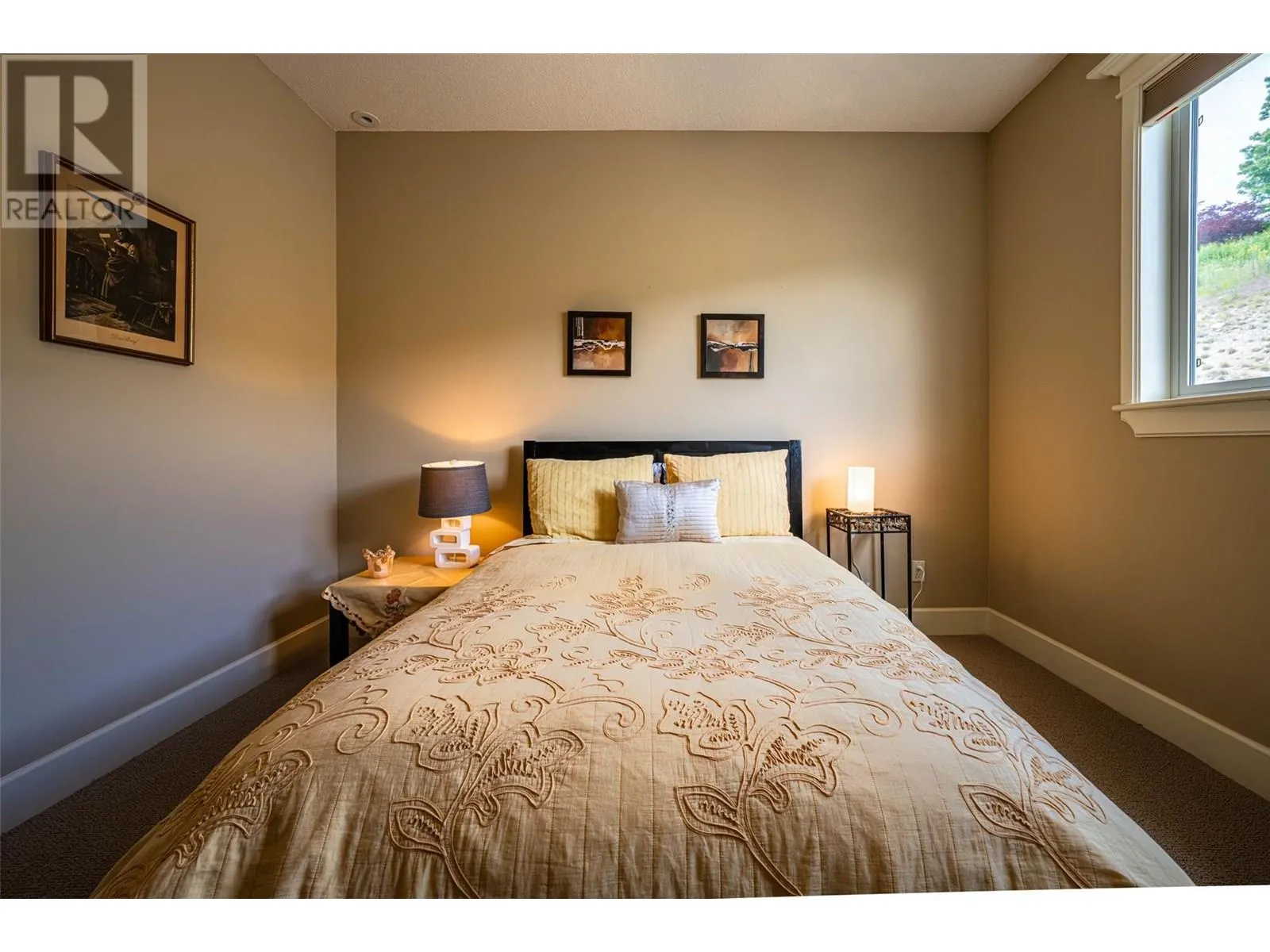 1011 Foothills Court