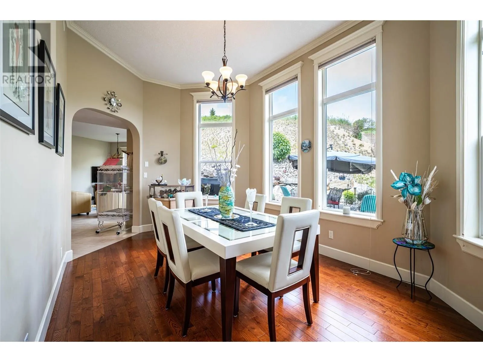 1011 Foothills Court