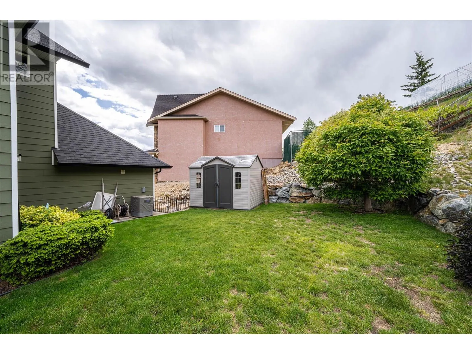 1011 Foothills Court