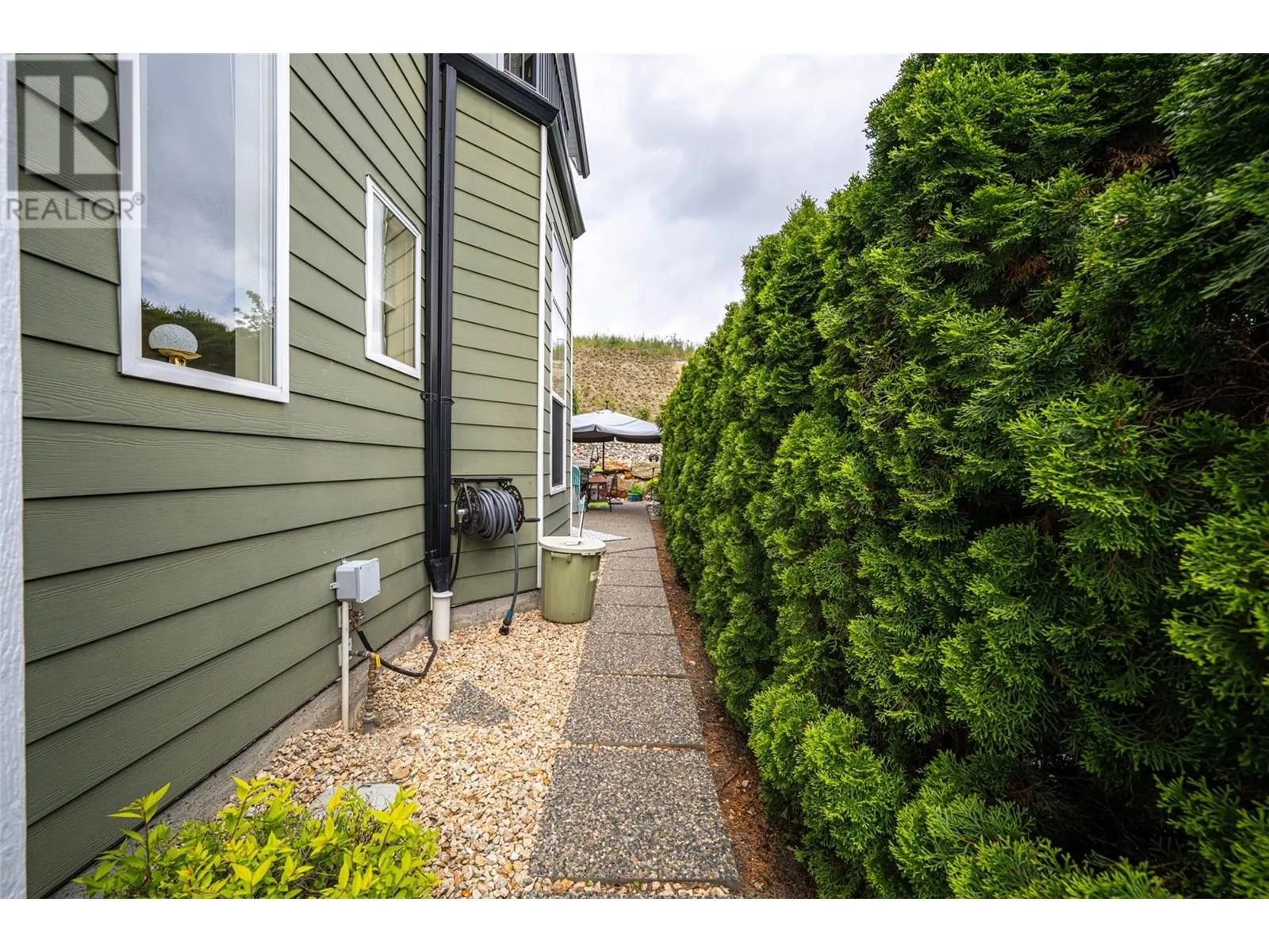 1011 Foothills Court
