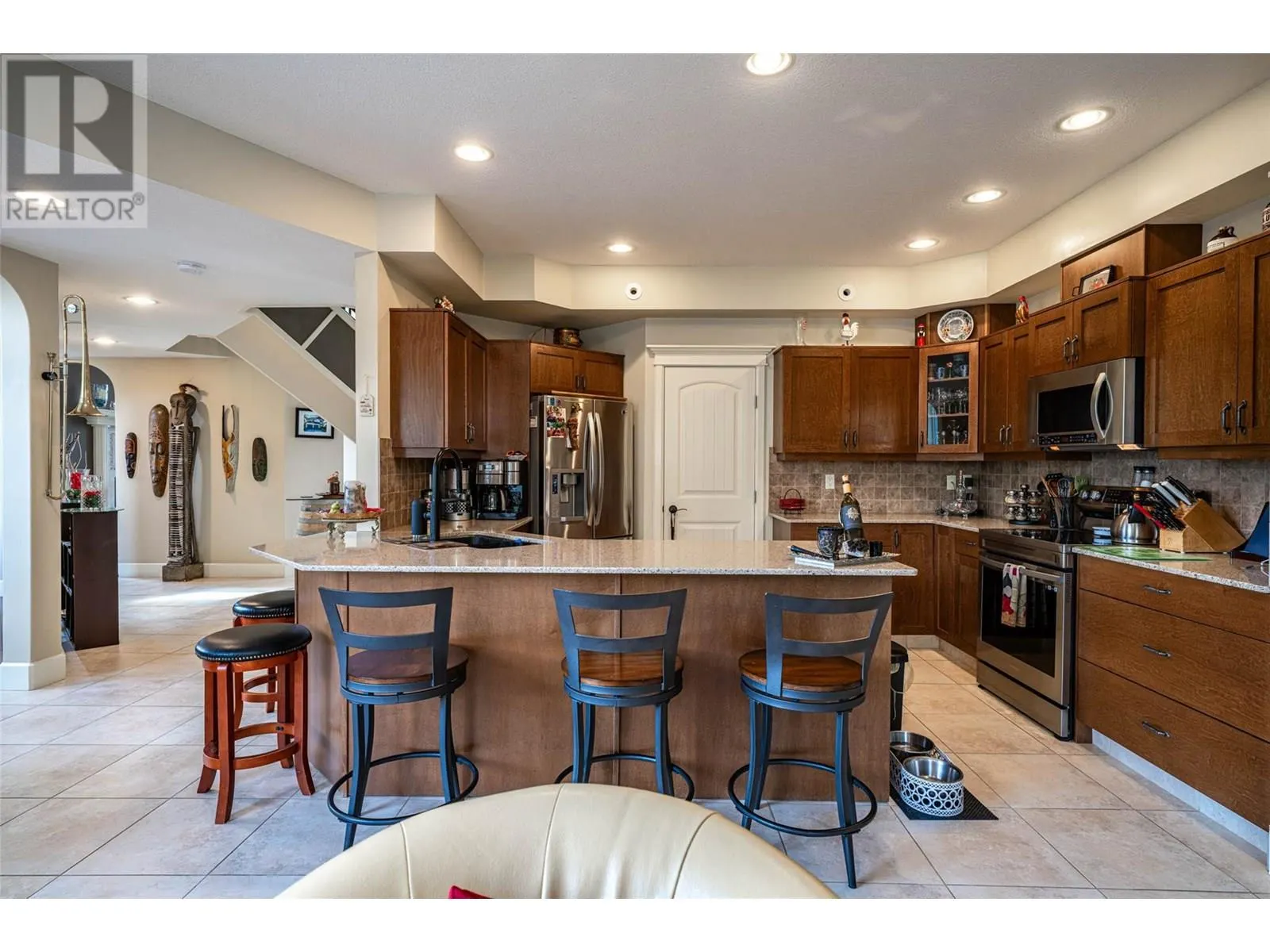 1011 Foothills Court
