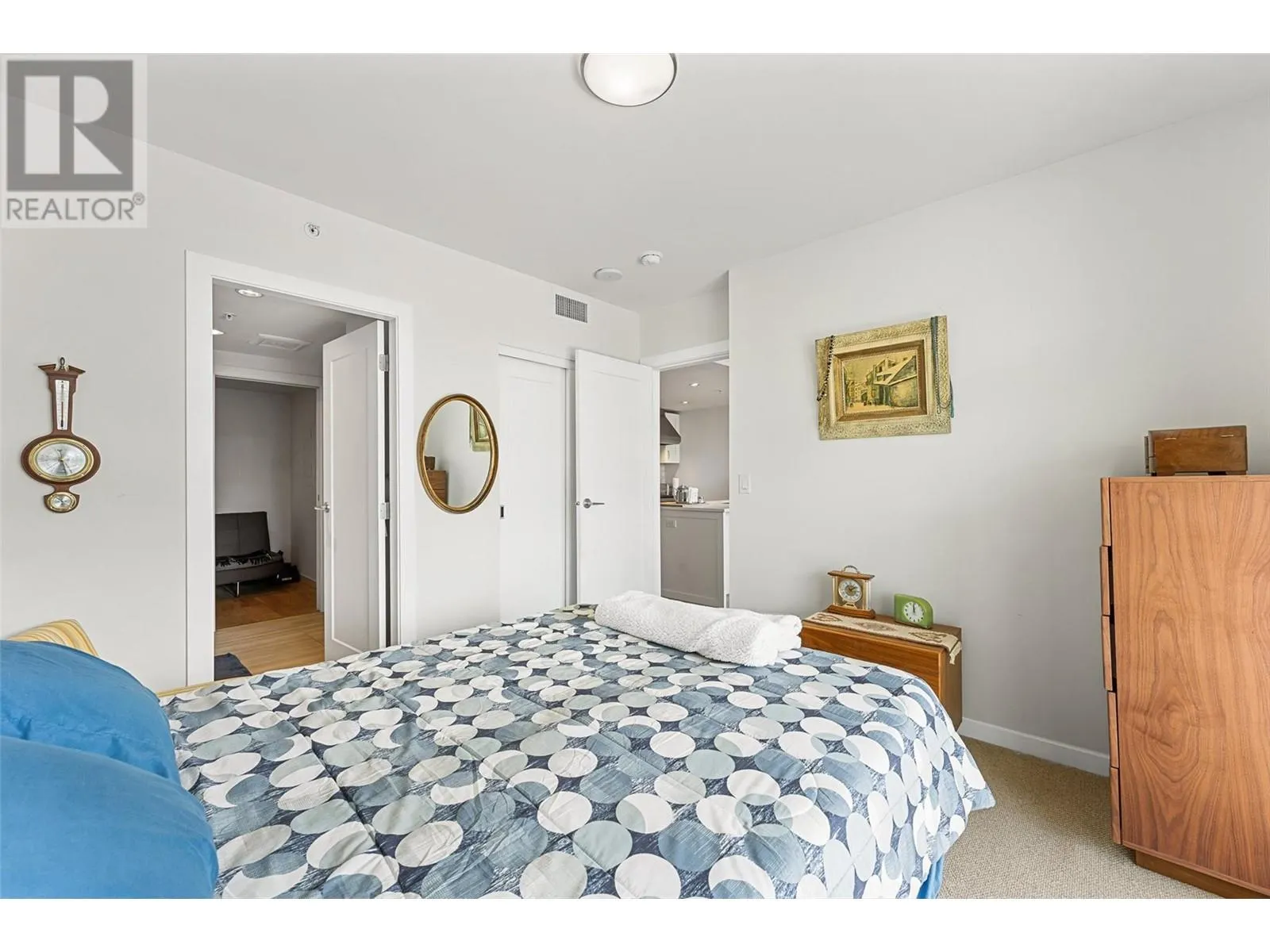 485 Groves Avenue Unit# 304