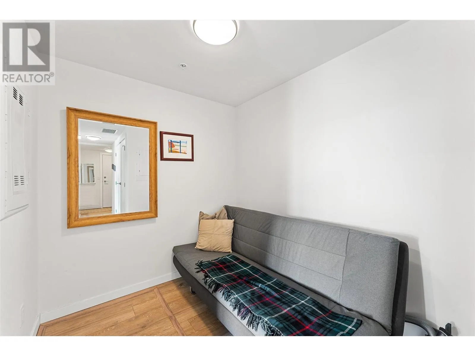 485 Groves Avenue Unit# 304