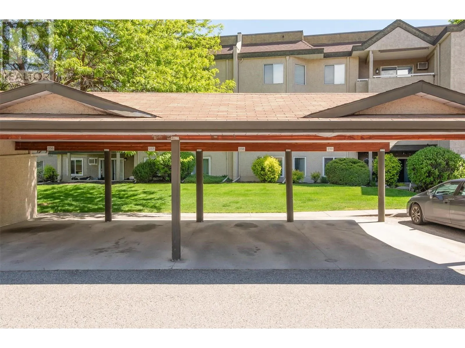 3842 Gordon Drive Unit# 313
