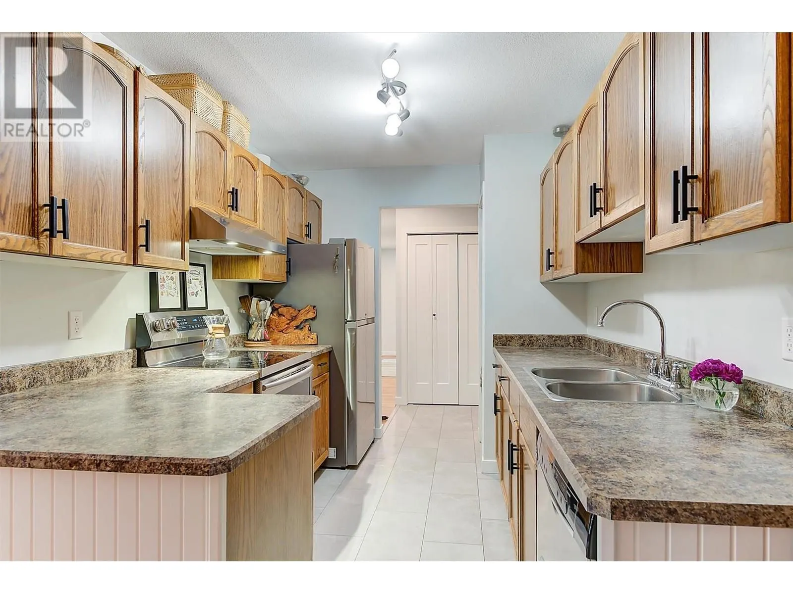 3842 Gordon Drive Unit# 313
