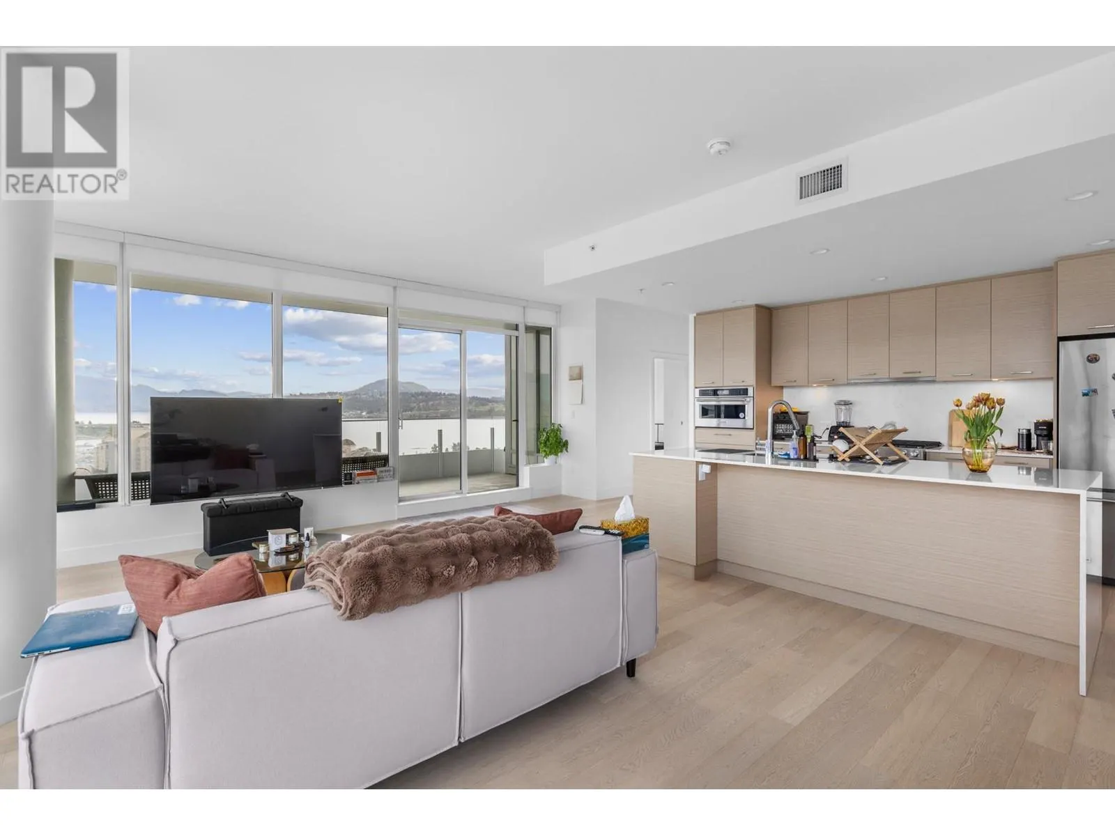 1181 Sunset Drive Unit# 1503