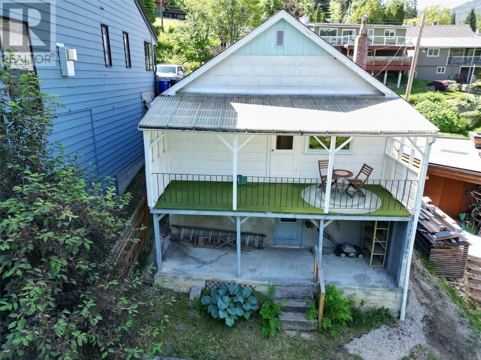 319 High Street