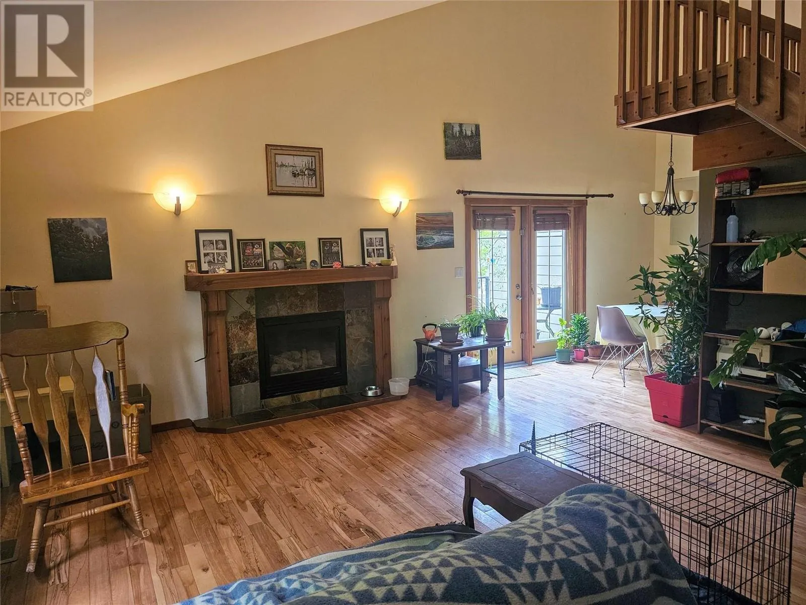 1901 CHOQUETTE Avenue Unit# 104