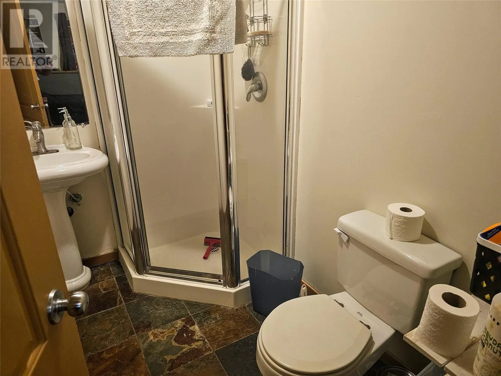 1901 CHOQUETTE Avenue Unit# 104