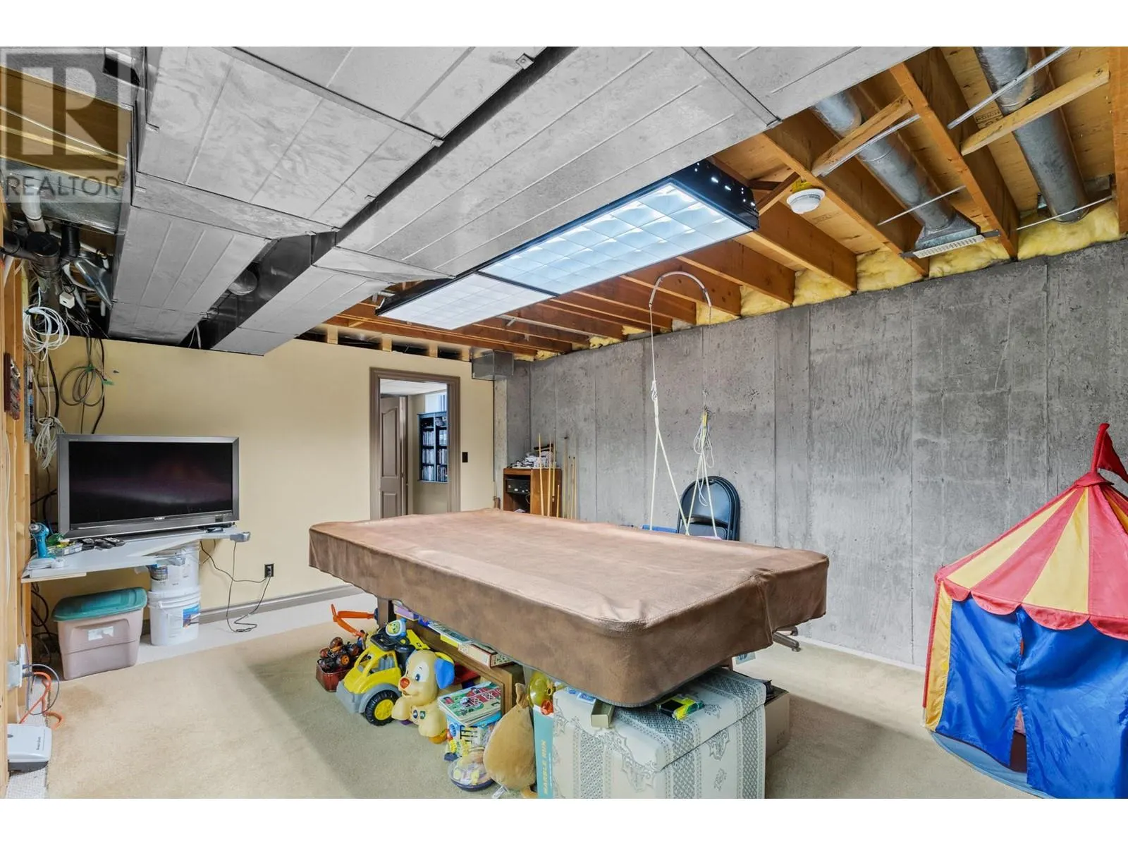 1929 Bayview Court