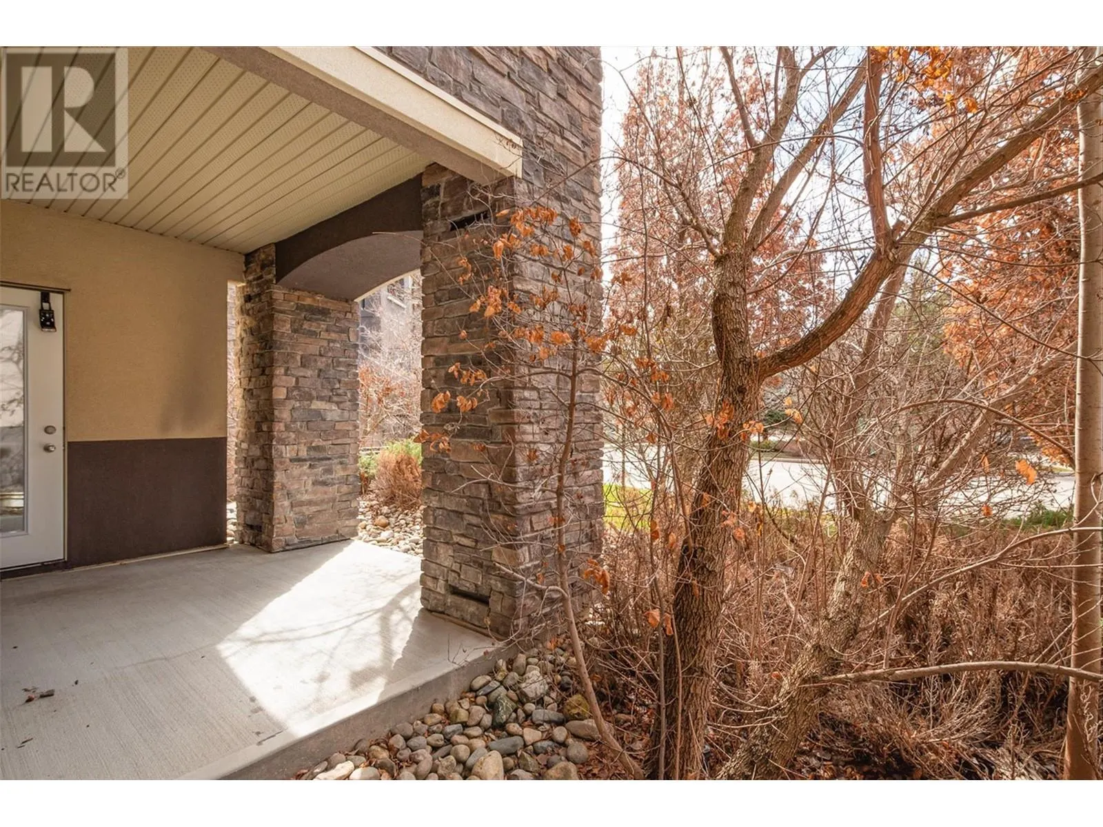 1875 Country Club Drive Unit# 1105