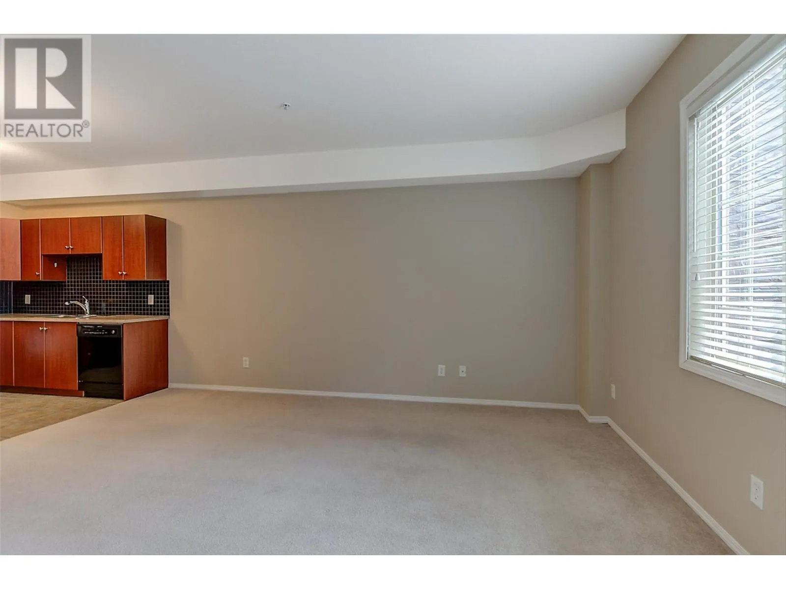 1875 Country Club Drive Unit# 1105