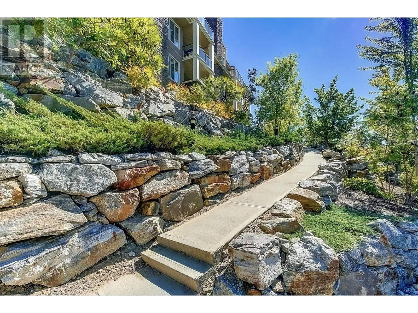1875 Country Club Drive Unit# 1105