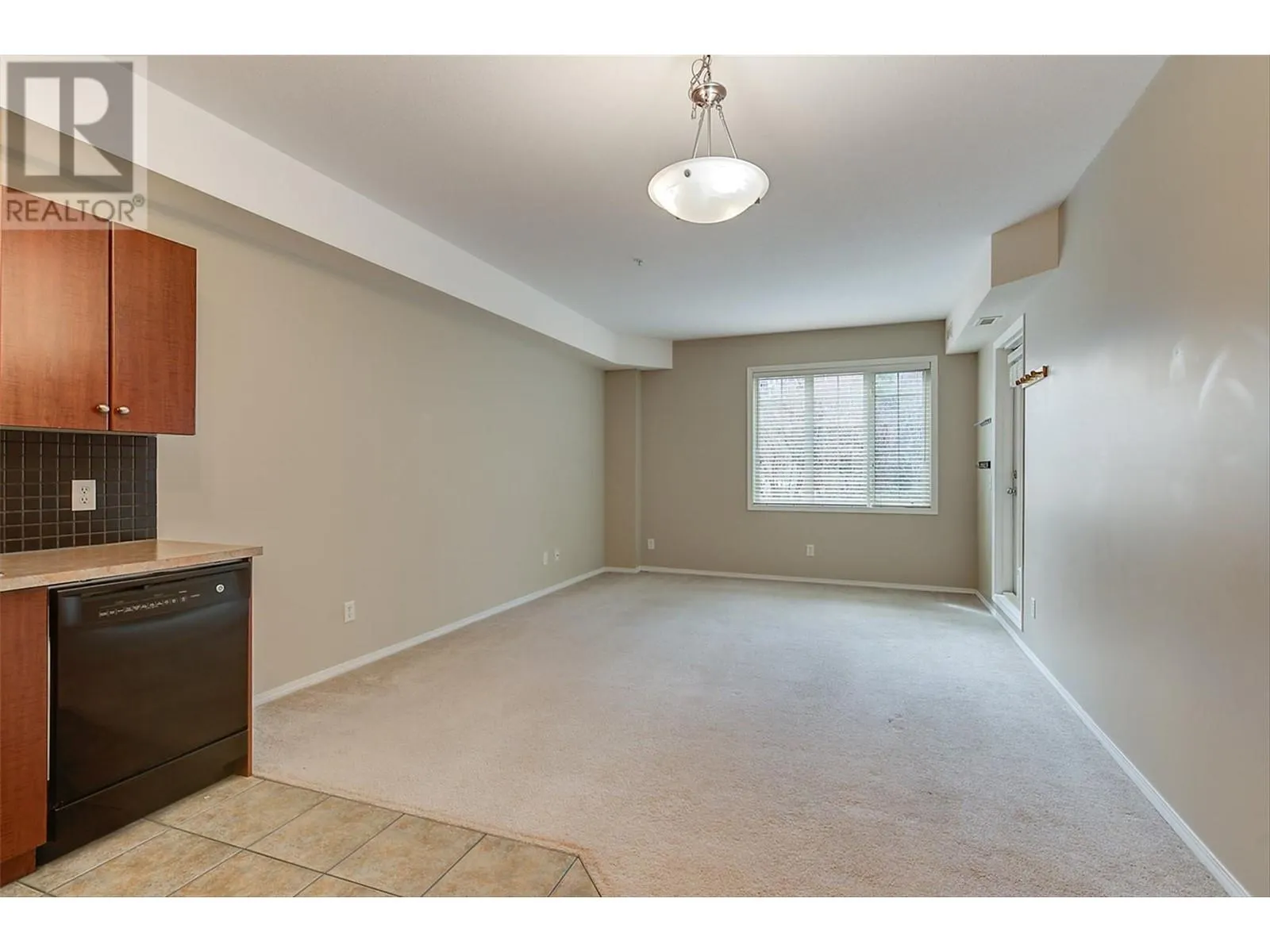 1875 Country Club Drive Unit# 1105