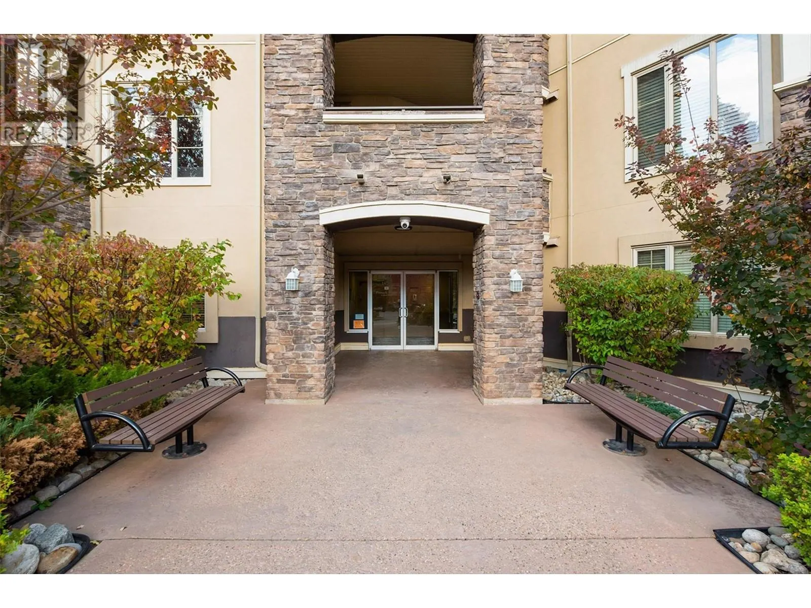 1875 Country Club Drive Unit# 1105
