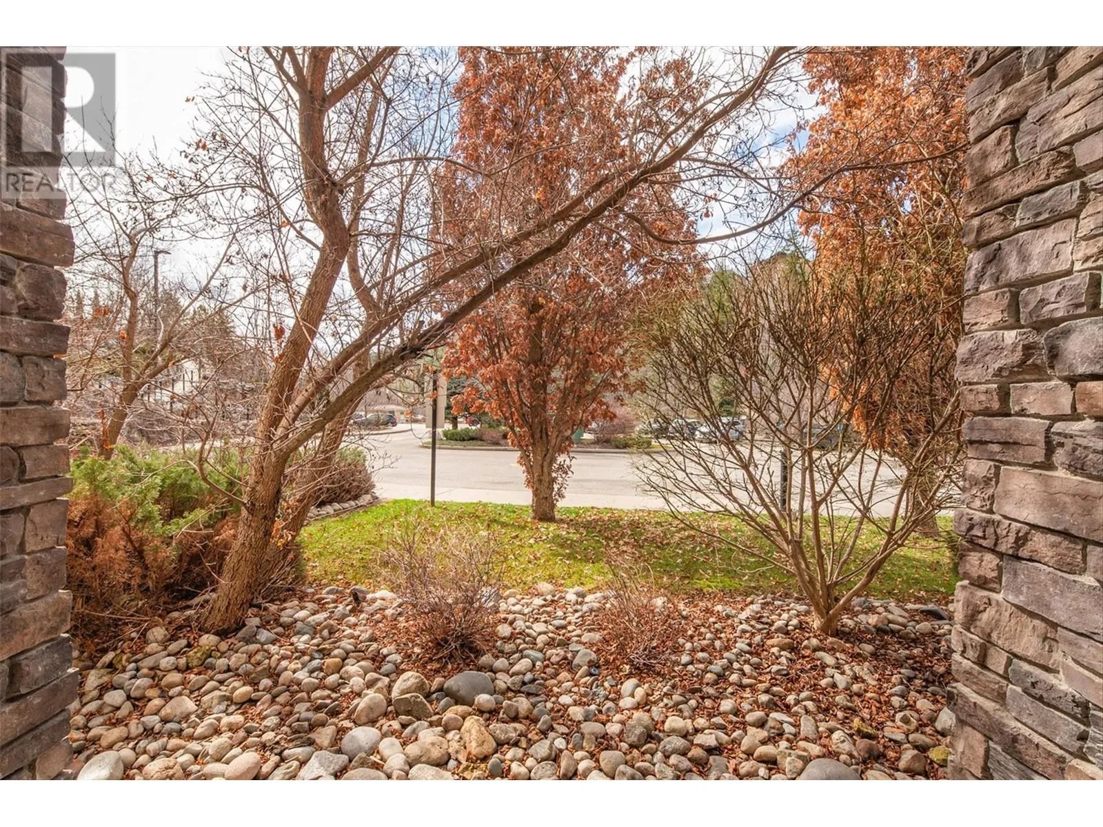 1875 Country Club Drive Unit# 1105