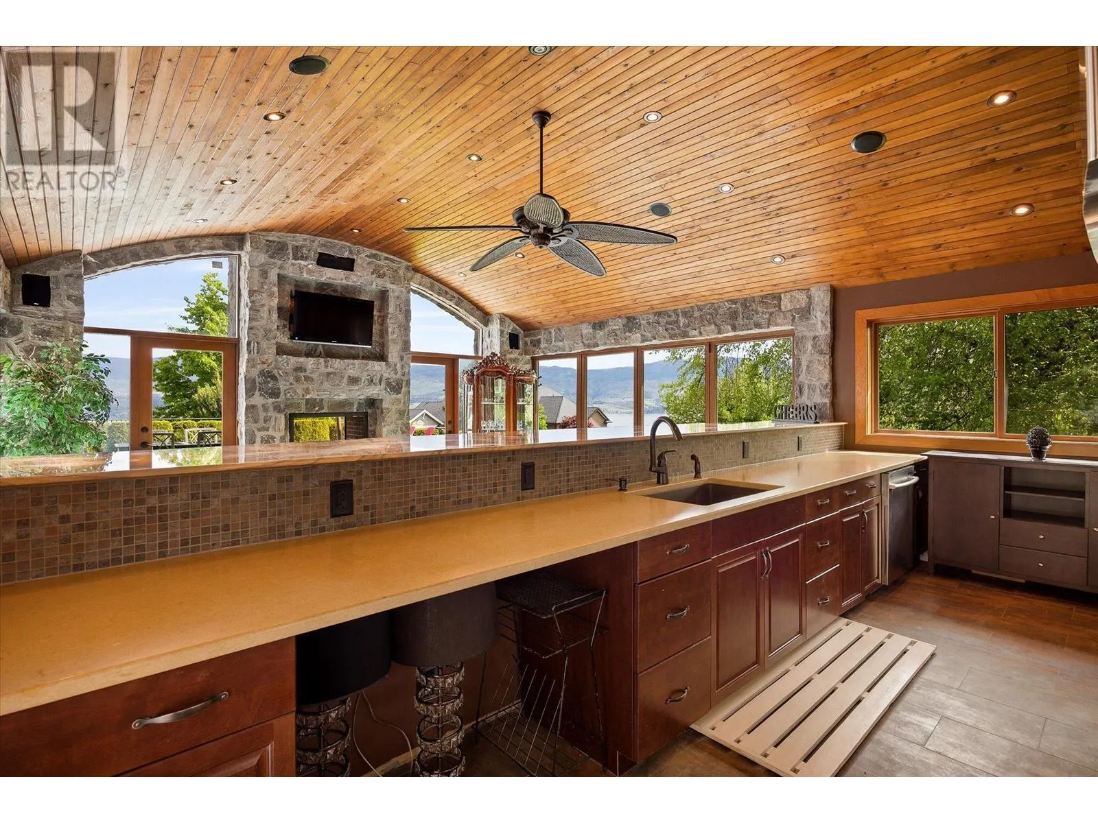 3105 Thacker Drive Unit# 7